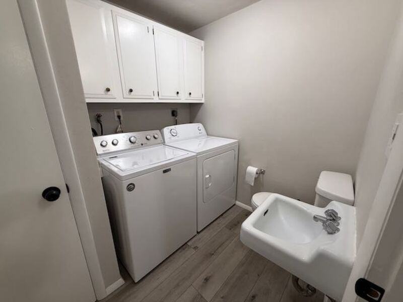 1105 E Samuel Ave - Photo 6 of 15
