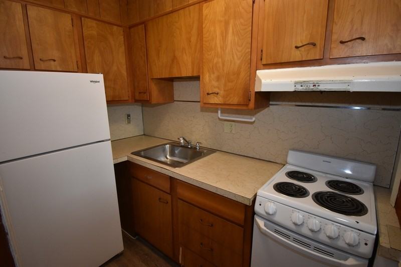 23 Alexander Dr #22 - Photo 3 of 8