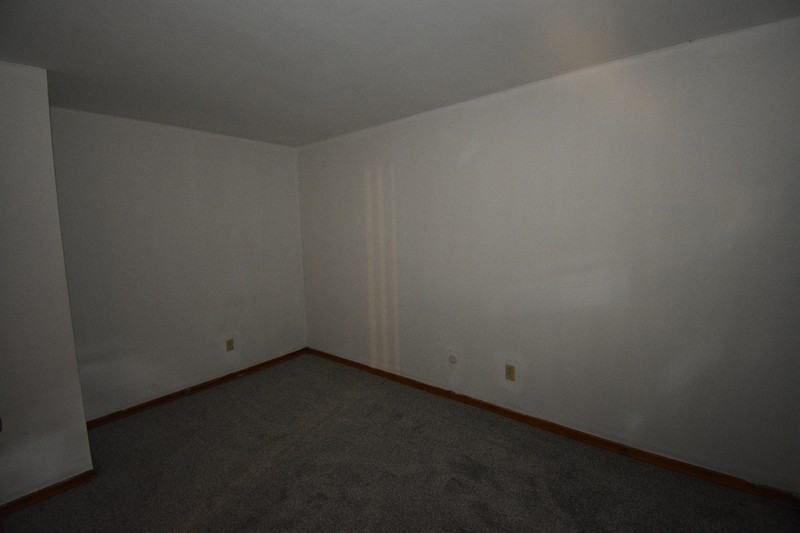 23 Alexander Dr #22 - Photo 7 of 8