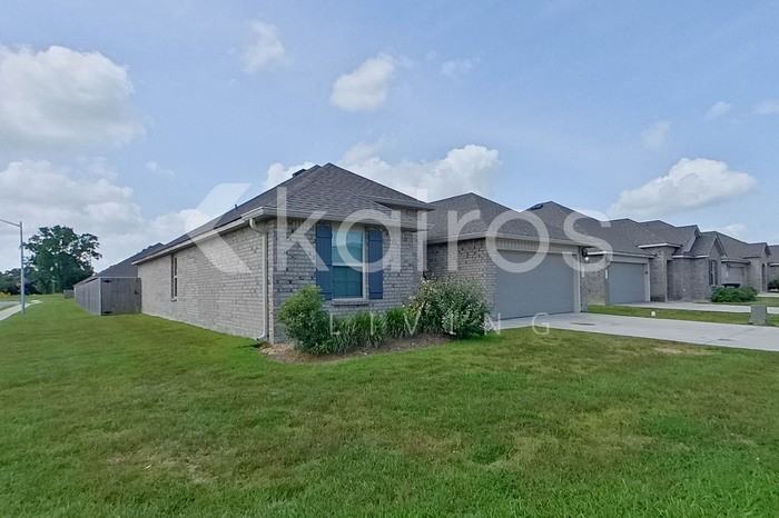 120 Orthello Ct - Photo 2 of 29