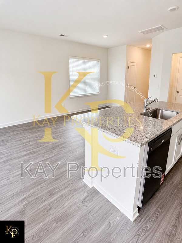 2840 Egert Dr - Photo 7 of 17