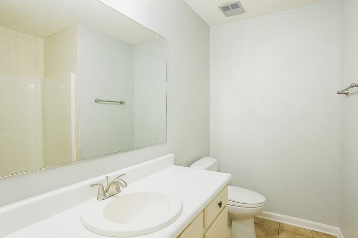 4011 Villa Ln - Photo 6 of 10