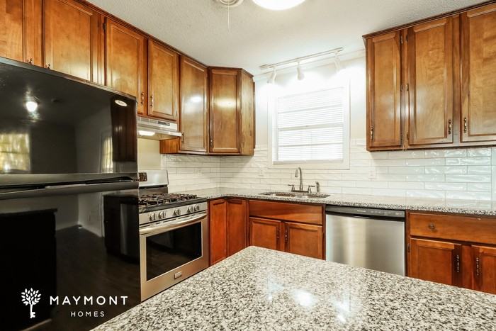 231 Merion Ct - Photo 6 of 12