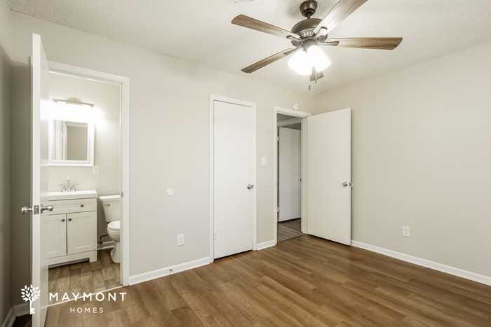 231 Merion Ct - Photo 7 of 12