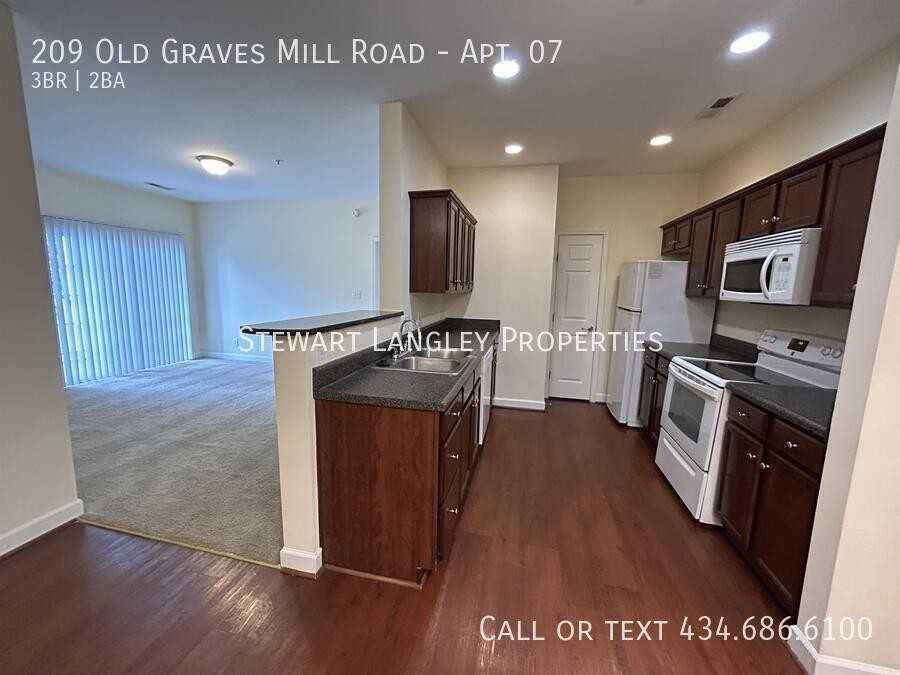 Kendall Square Apartments - Photo 6 of 50