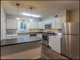 featured image of 30 S Morrison St