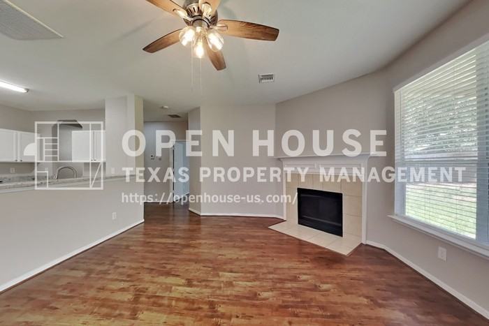 22022 Willow Downs Dr - Photo 4 of 21