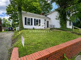 featured image of 1312 Wooster Rd W