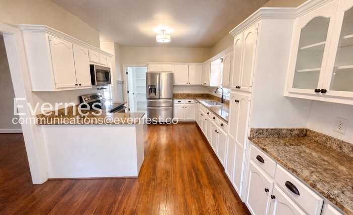 3329 Brook Highland Cir - Photo 4 of 35