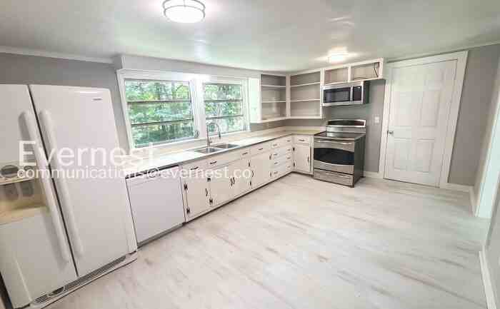 117 Westbrook Ave - Photo 5 of 21