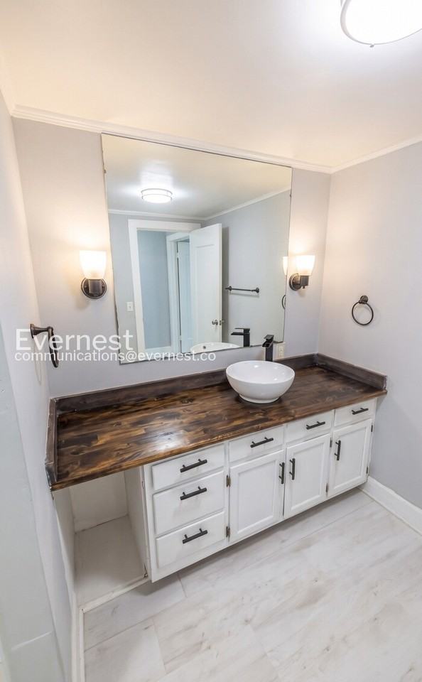 117 Westbrook Ave - Photo 7 of 21