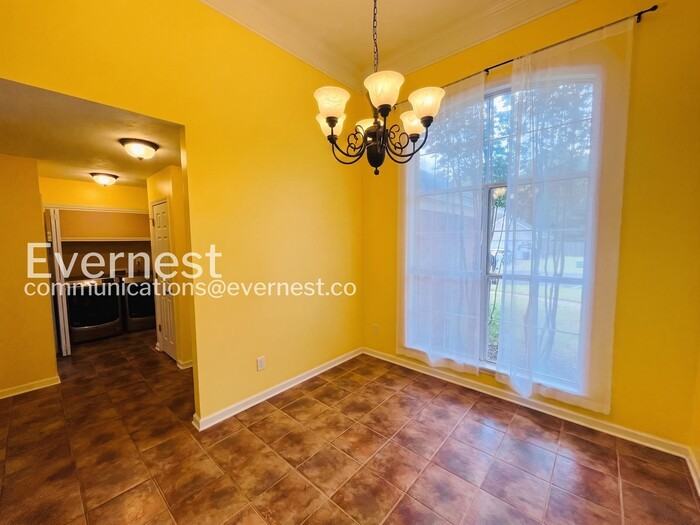 223 Crosscreek Dr - Photo 6 of 21