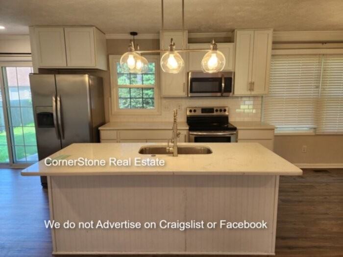 3626 Sugar Cane Cir - Photo 4 of 21