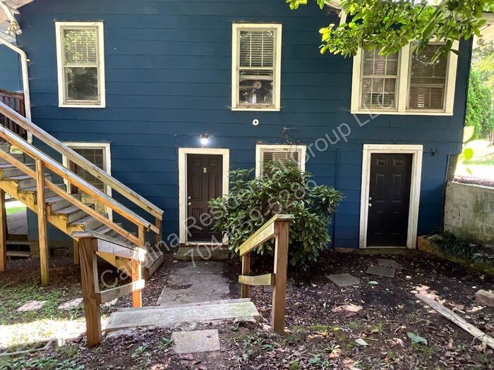 403 Green St #B - Photo 2 of 14