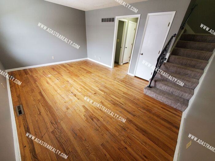 1716 E Cedar St #3 - Photo 4 of 16
