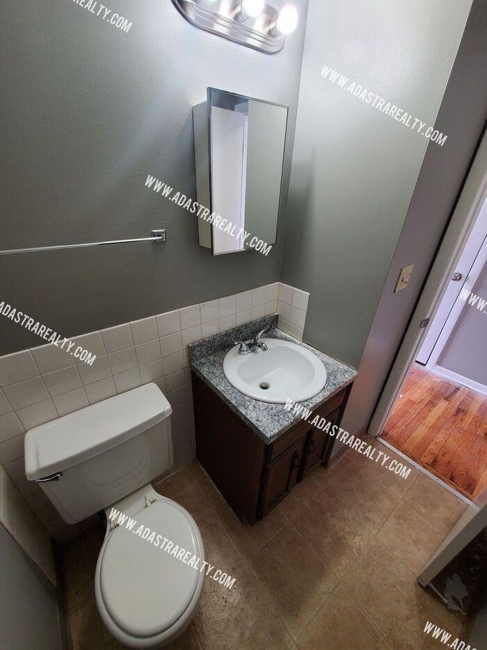 1716 E Cedar St #3 - Photo 6 of 16