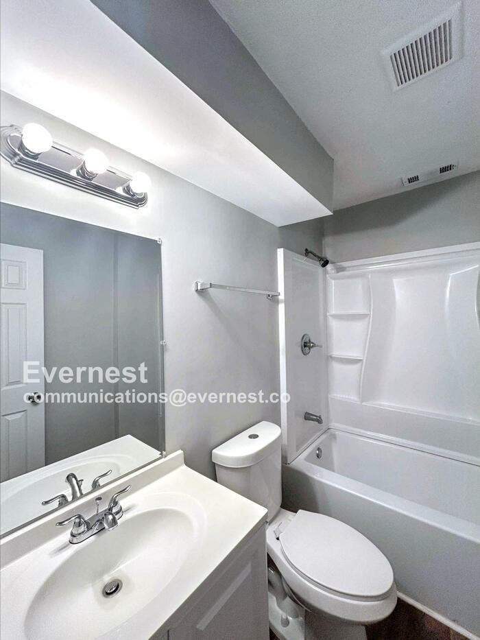 8419 Milton Morris Dr - Photo 5 of 13