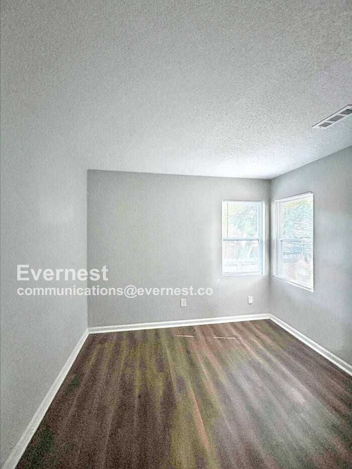 8419 Milton Morris Dr - Photo 6 of 13