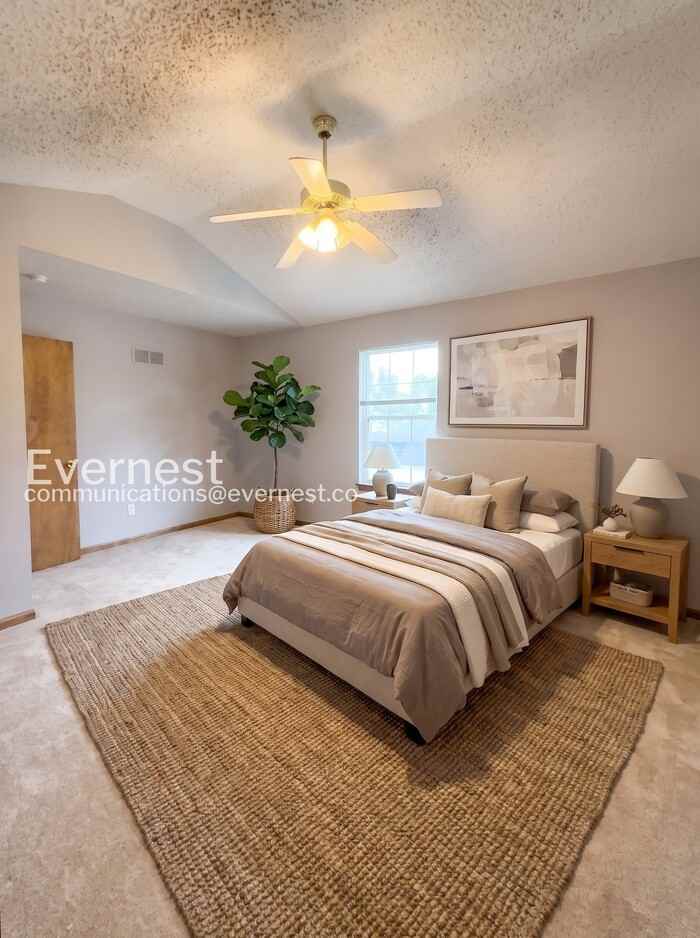 1041 Dean Dr - Photo 3 of 25