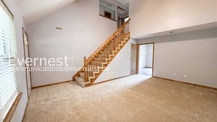 1041 Dean Dr - Photo 7 of 25