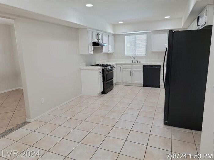 3822 Pink Frost Dr - Photo 7 of 41