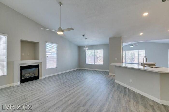 3610 Quail Creek Dr - Photo 5 of 36