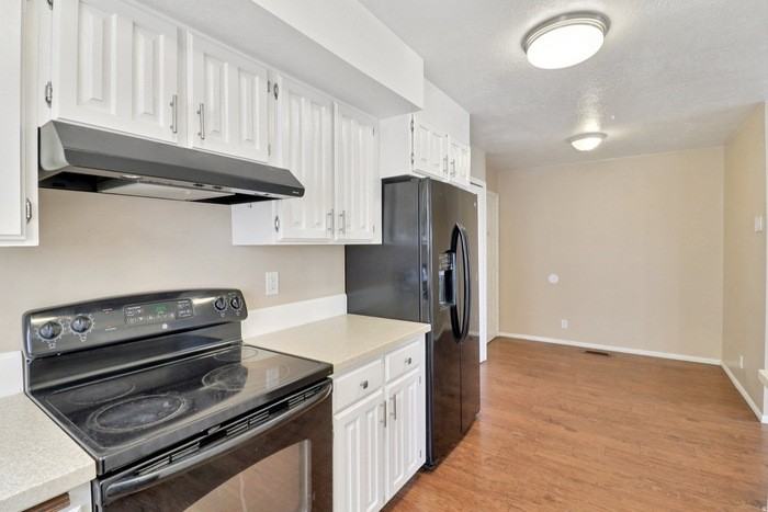 2122 W 5600 S - Photo 5 of 36
