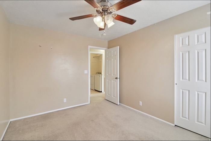 2122 W 5600 S - Photo 7 of 36