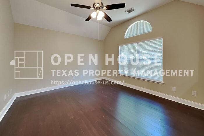 19402 Kacey Lane Ct - Photo 7 of 21