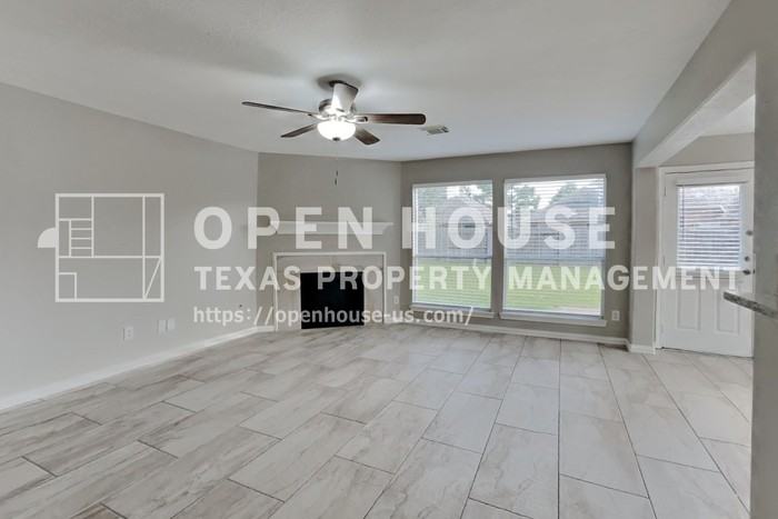 19731 Village Ridge Dr - Photo 4 of 23