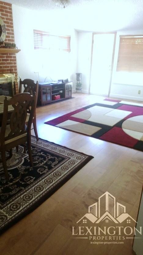 1320 Shadowglen Rd - Photo 4 of 6