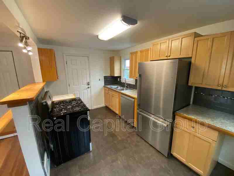 1 Virginia Rd - Photo 3 of 13