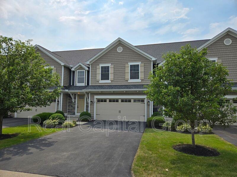 2 Old Tower Ln #C - Photo 2 of 27