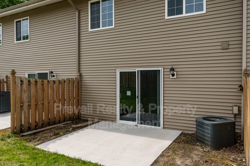 4412 Pepper Dr - Photo 3 of 24