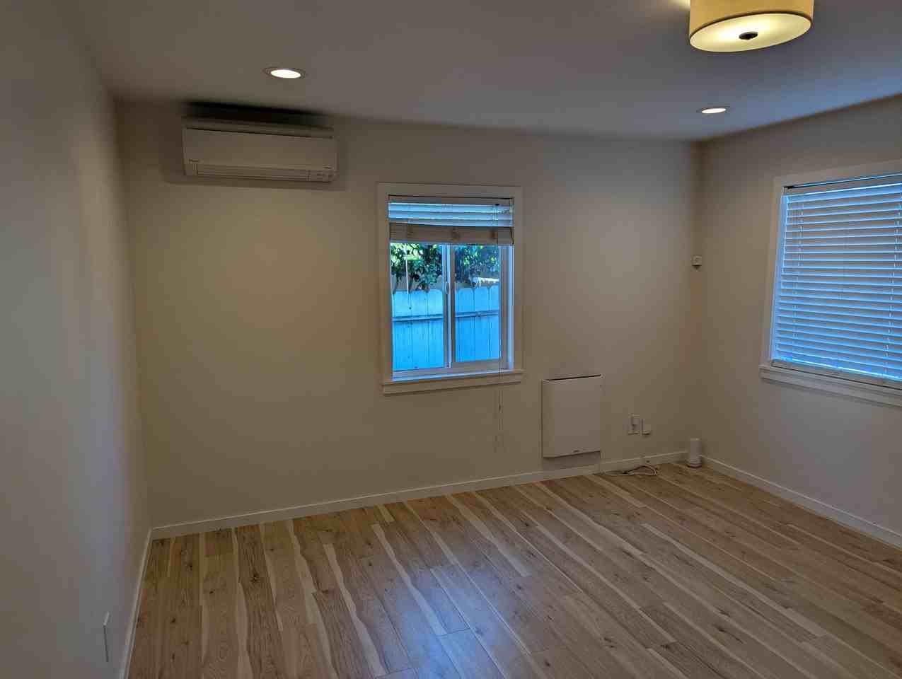 2832 Lincoln Ave #NA - Photo 3 of 5