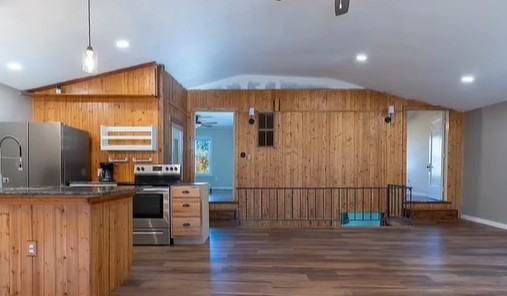 139 Cherokee Dr #NA - Photo 3 of 8
