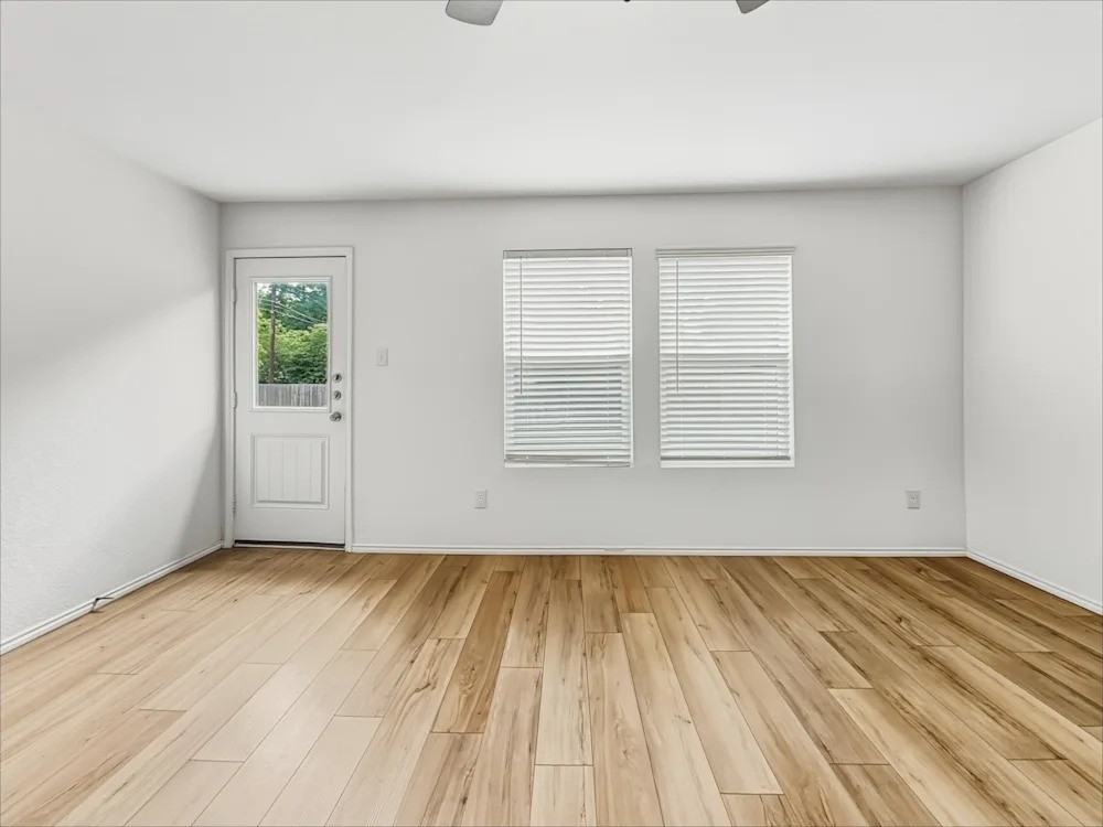 216 Emerald Thicket Ln #NA - Photo 4 of 4