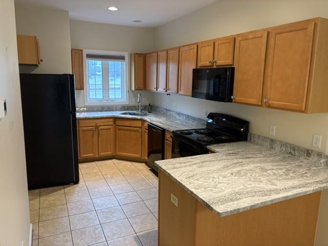 42 N Main St #B - Photo 2 of 10