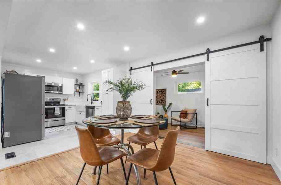 4715 Plymouth St #NA - Photo 7 of 20
