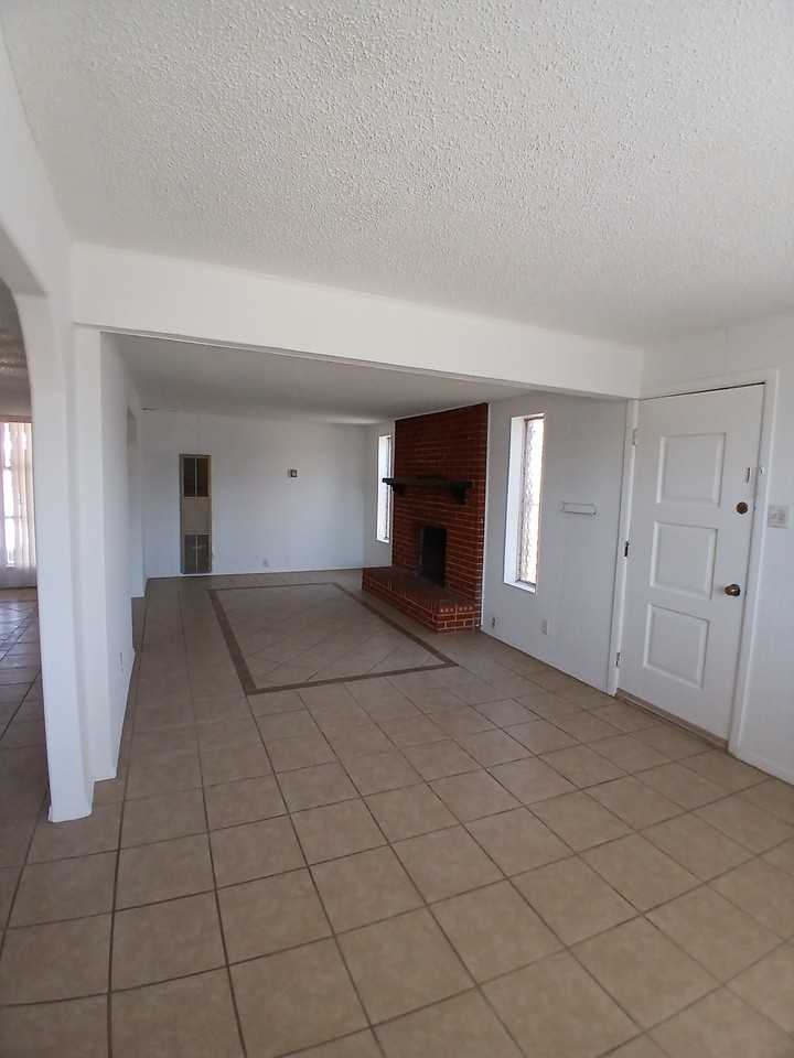 10309 Wilshire Dr #NA - Photo 4 of 12