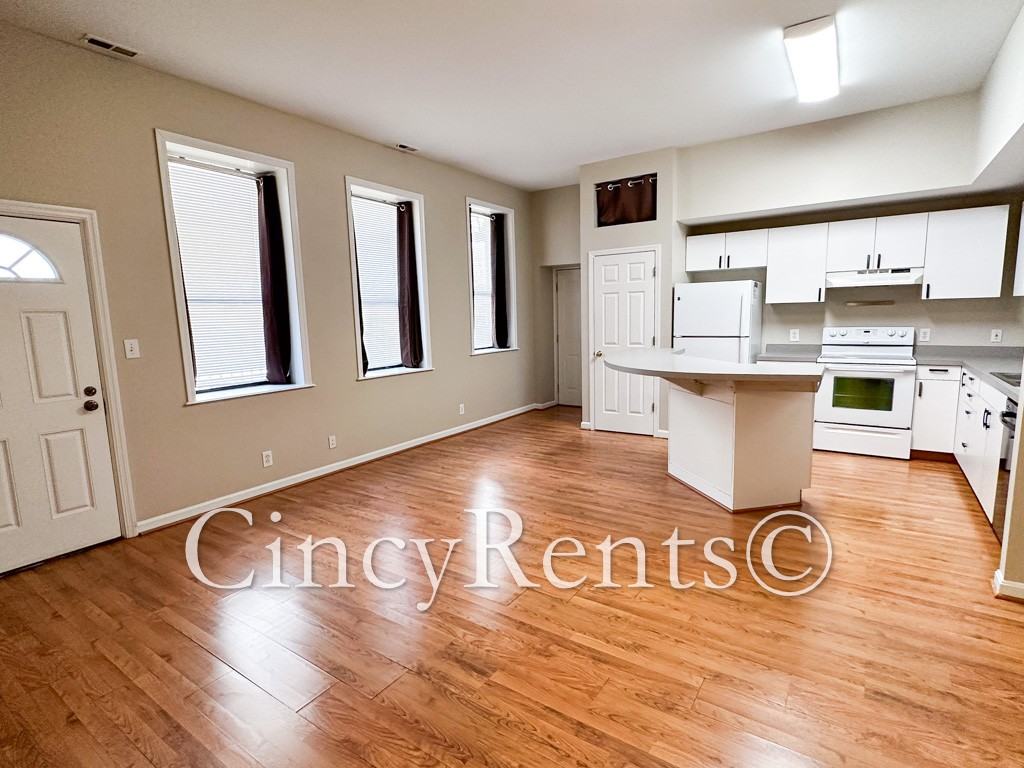 411 Clark St #4 - Photo 2 of 13