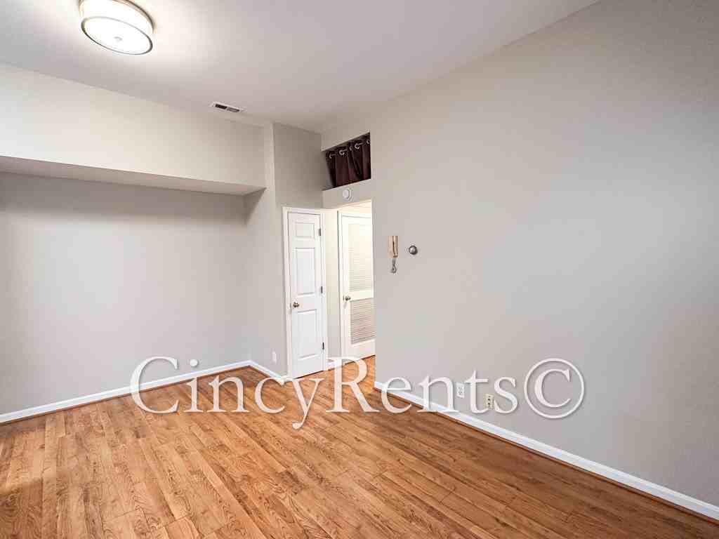 411 Clark St #4 - Photo 6 of 13