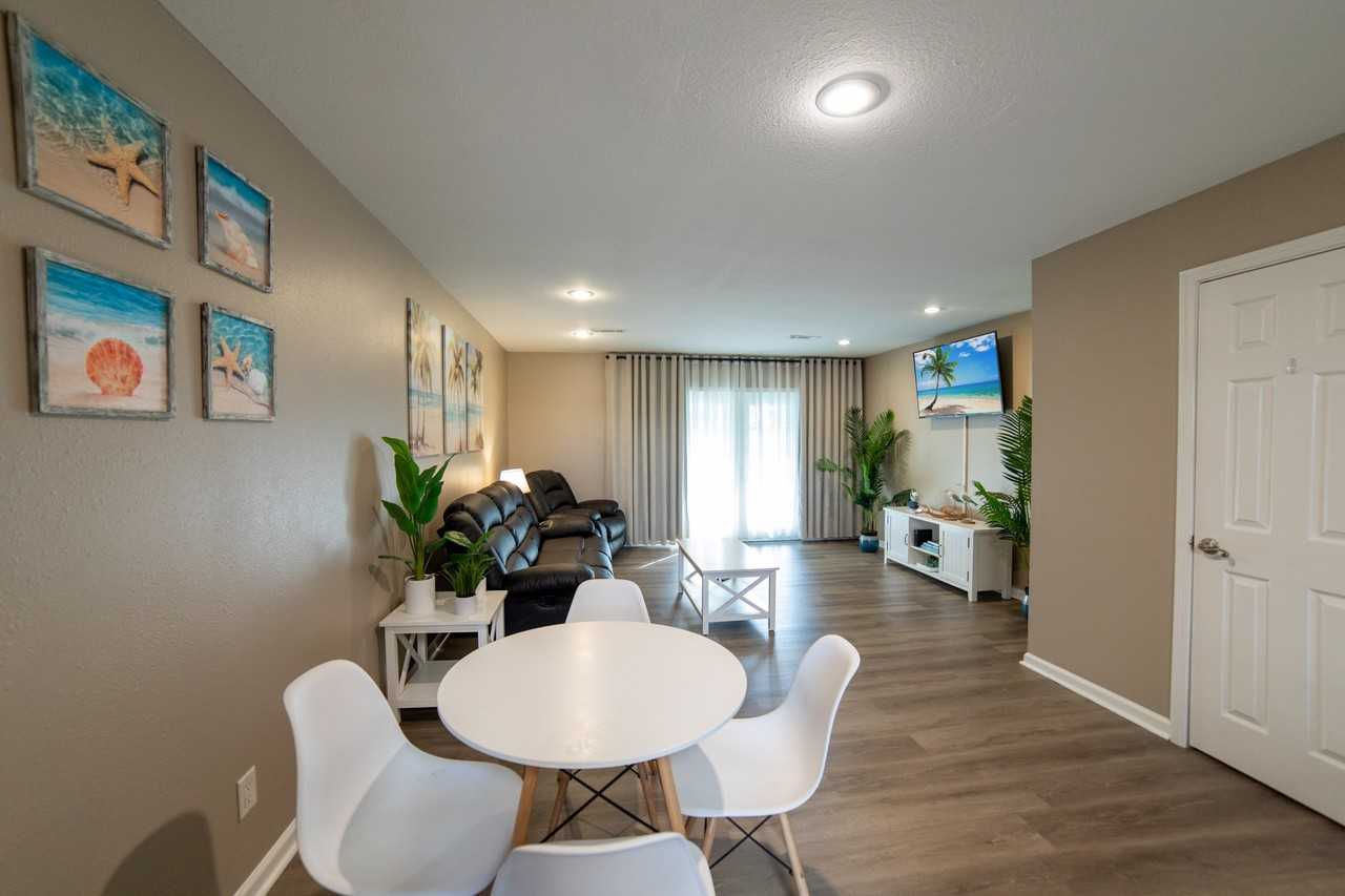 6300 Pinetree Ave #B - Photo 3 of 17
