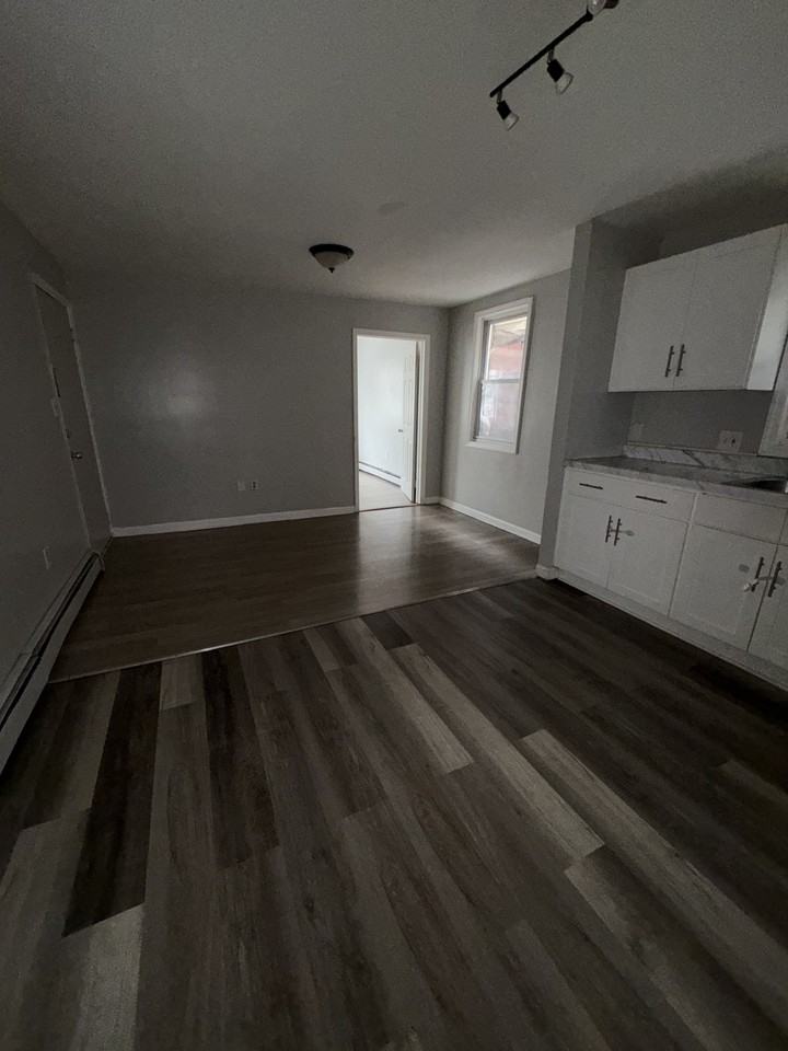 220 3rd St #3 - Photo 2 of 10