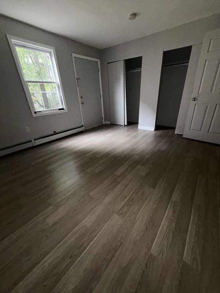 220 3rd St #3 - Photo 3 of 10
