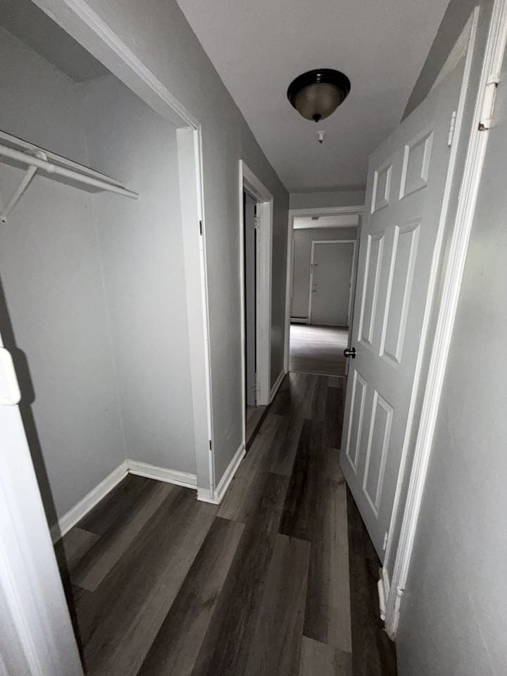 220 3rd St #3 - Photo 5 of 10