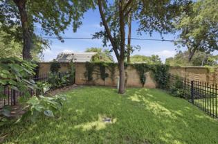 237 Corinna Ct - Photo 1 of 1