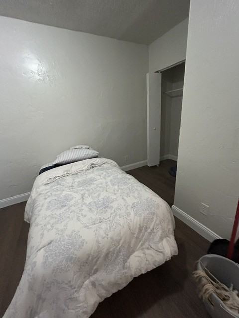 704 E 6th St #NA - Photo 3 of 10
