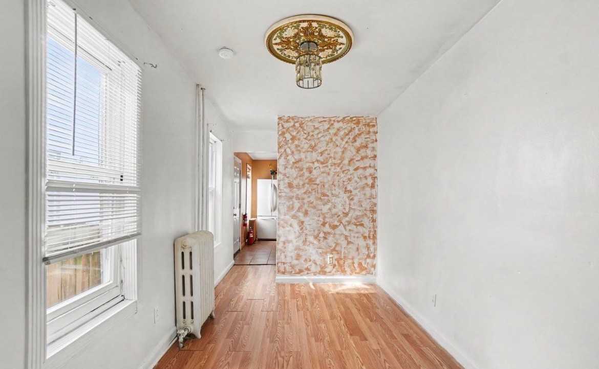 1105 Green St #NA - Photo 4 of 9