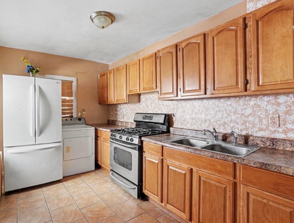 1105 Green St #NA - Photo 5 of 9